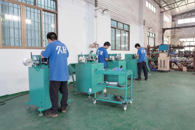 OEM PP LLDPE เครื่องอัดเม็ดพลาสติกโพลีสไตรีน Granulator 1